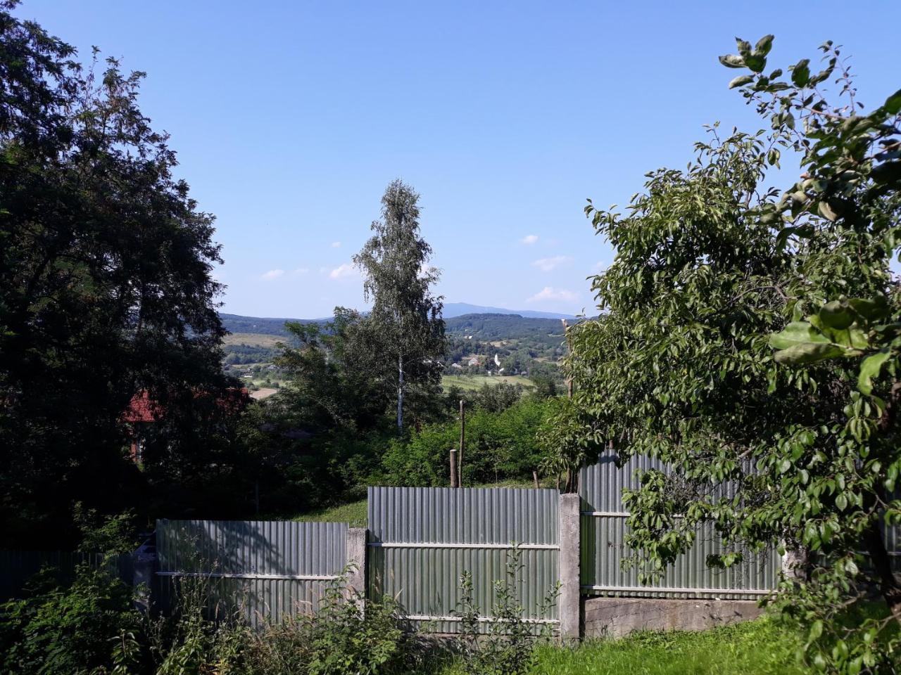 Котедж "Лісовий Затишок" Glubokoye Exterior photo